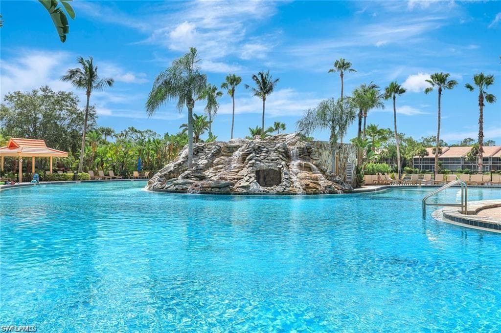 2325 Hidden Lake DR # 3802, NAPLES FL 34112-40