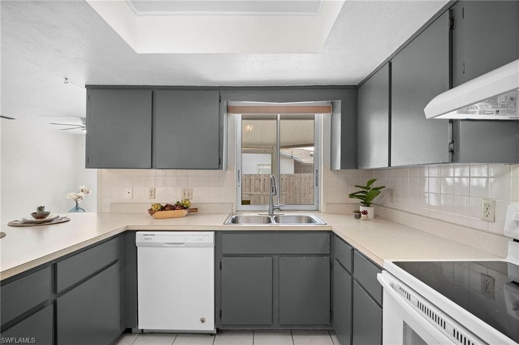 9721 deerfoot DR, FORT MYERS FL 33919-16