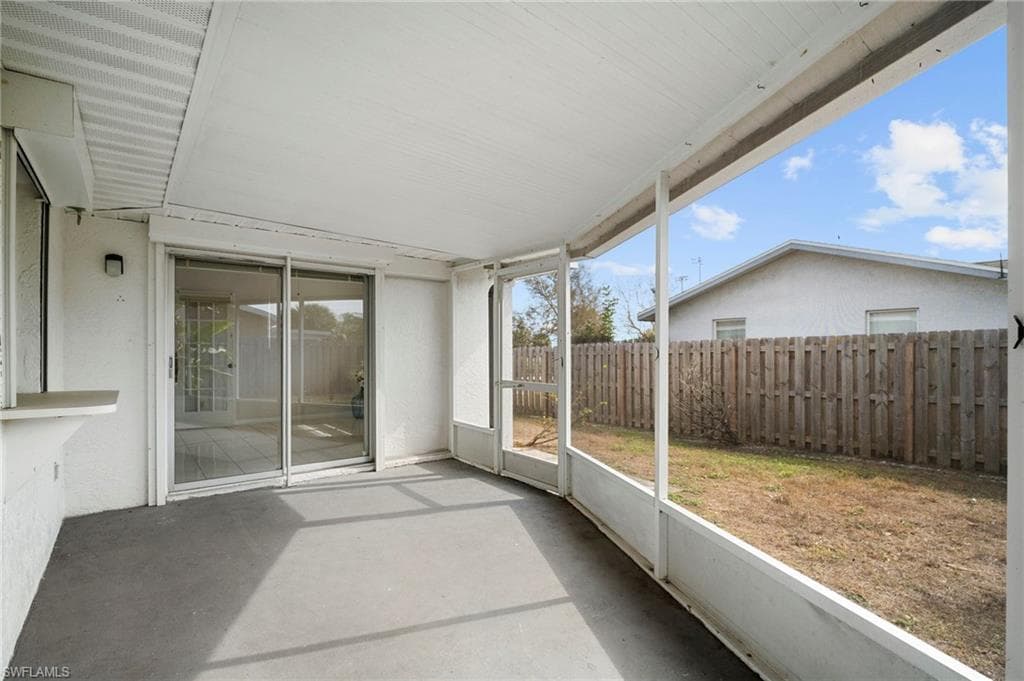 9721 deerfoot DR, FORT MYERS FL 33919-33