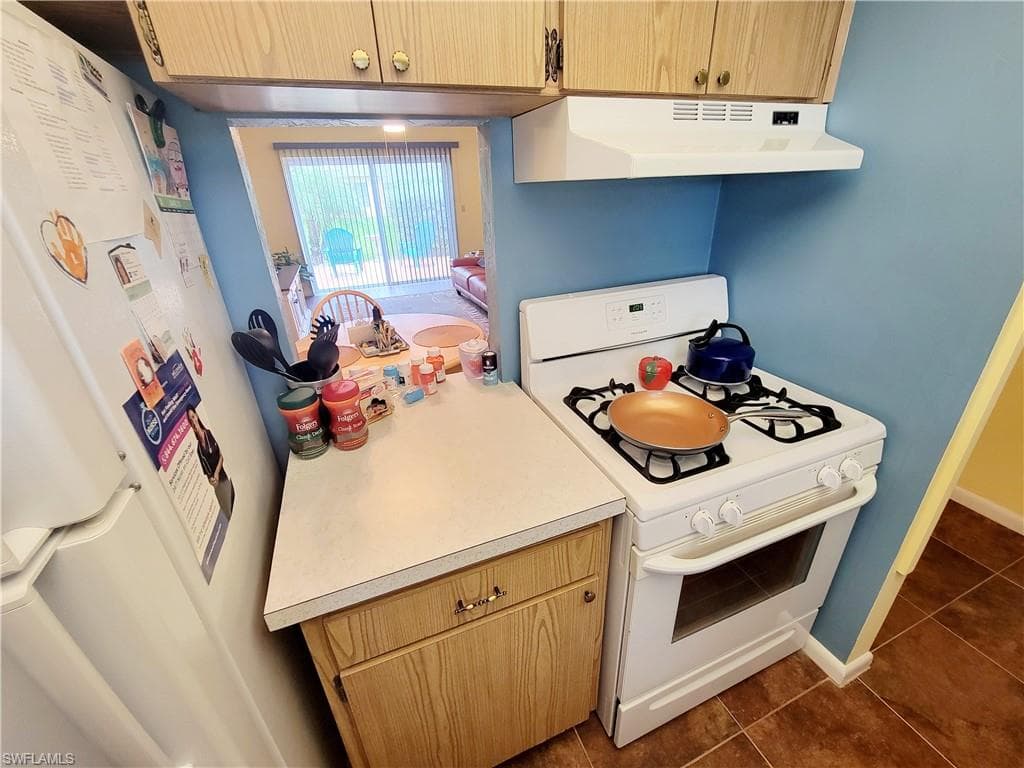 2206 E 6th ST, LEHIGH ACRES FL 33936-11