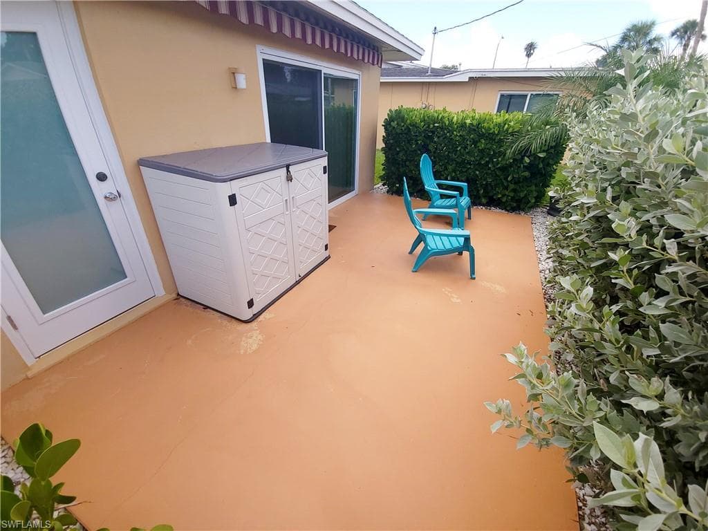2206 E 6th ST, LEHIGH ACRES FL 33936-24