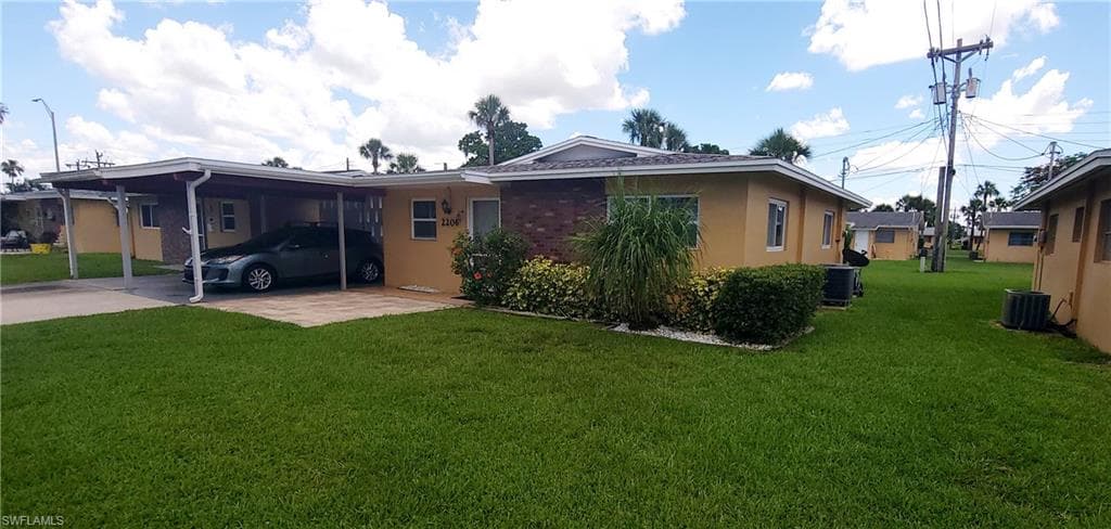 2206 E 6th ST, LEHIGH ACRES FL 33936-2