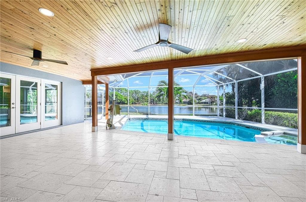 740 Bald Eagle DR # 40, NAPLES FL 34105-16