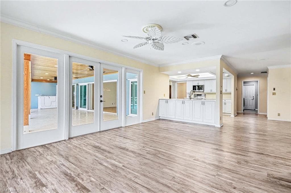 740 Bald Eagle DR # 40, NAPLES FL 34105-15