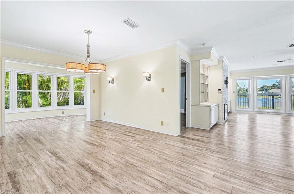 740 Bald Eagle DR # 40, NAPLES FL 34105-11