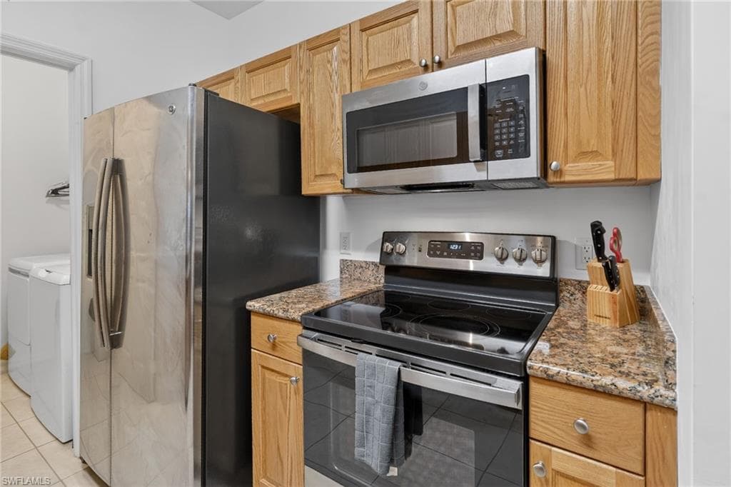 1788 Concordia Lake CIR # 2707, CAPE CORAL FL 33909-6