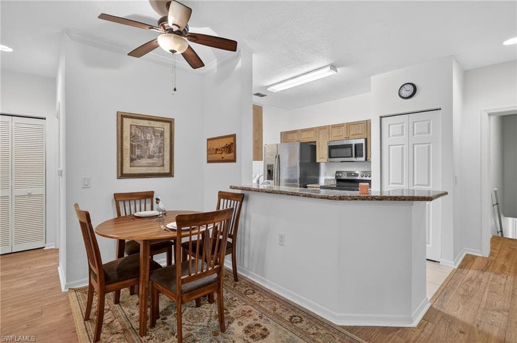 1788 Concordia Lake CIR # 2707, CAPE CORAL FL 33909-4