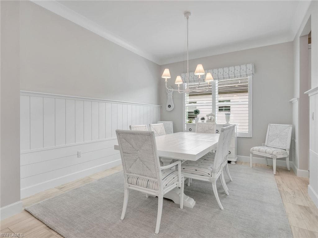 12056 Oleander AVE, NAPLES FL 34120-5