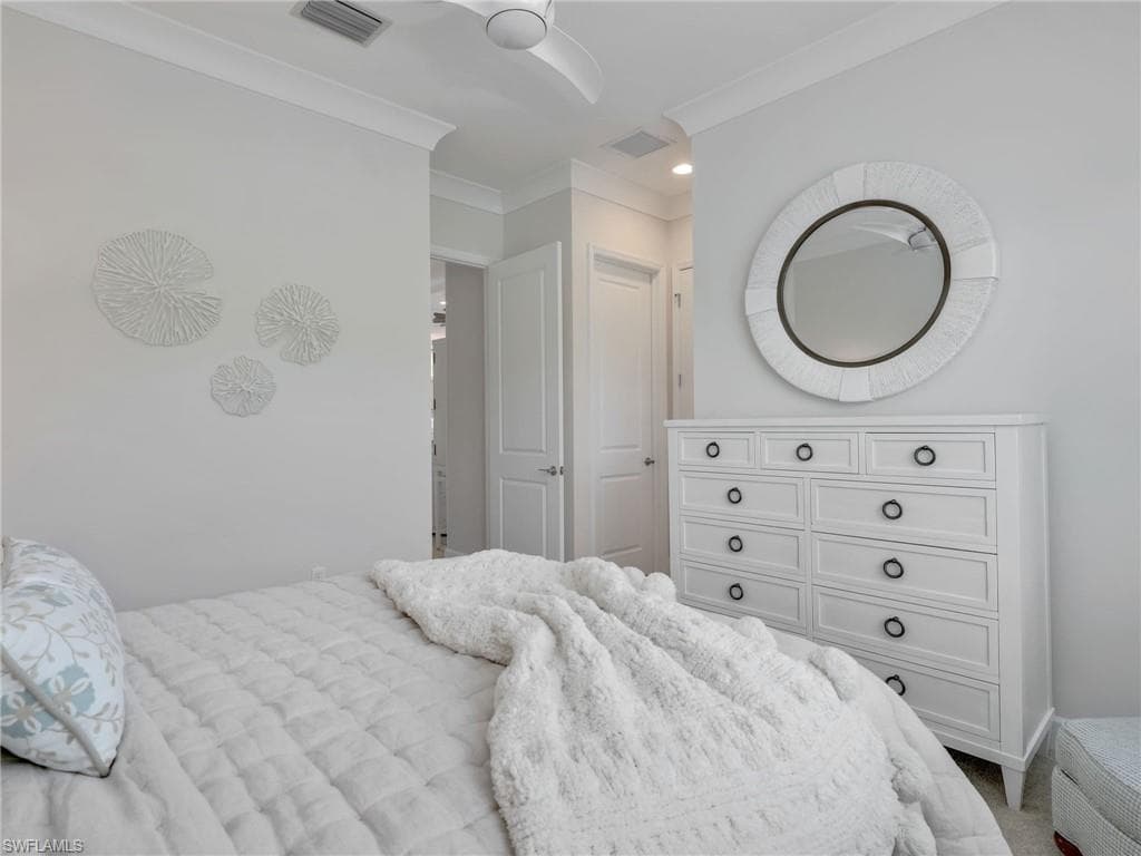 12056 Oleander AVE, NAPLES FL 34120-25