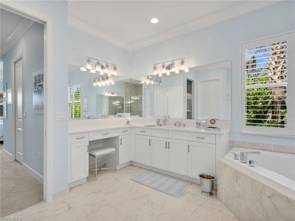 12056 Oleander AVE, NAPLES FL 34120-19