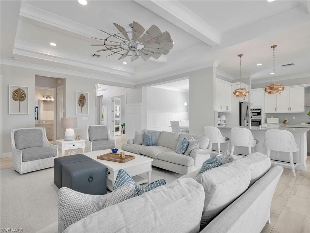 12056 Oleander AVE, NAPLES FL 34120-13