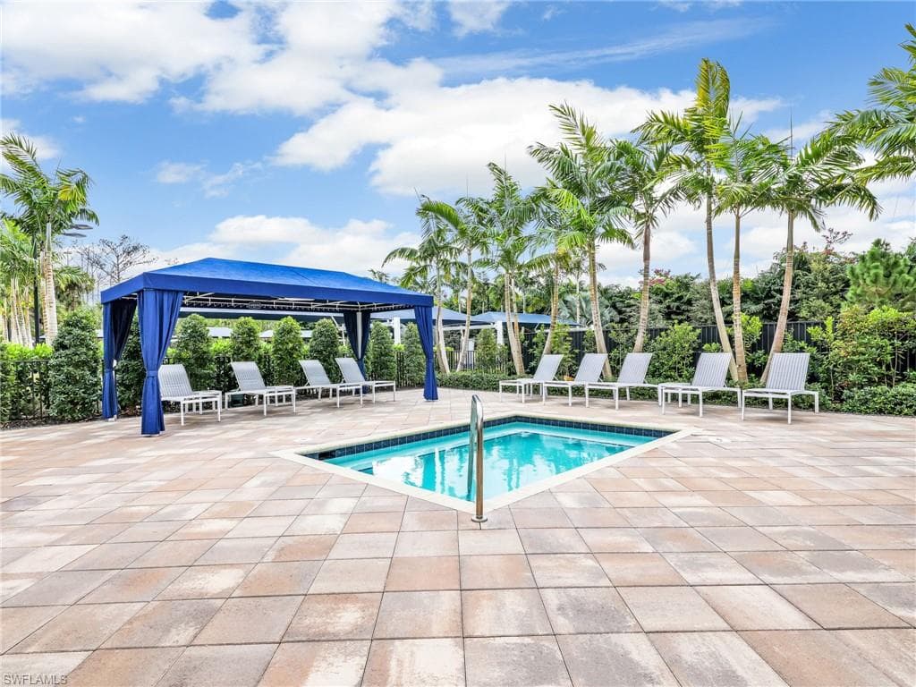 12056 Oleander AVE, NAPLES FL 34120-44