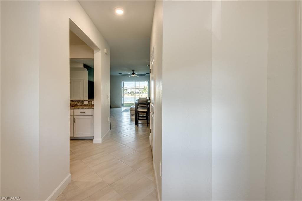 14274 Pine Lodge LN, FORT MYERS FL 33913-1