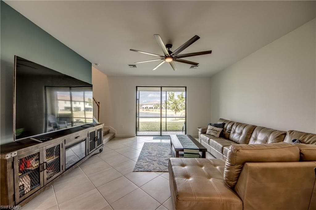 14274 Pine Lodge LN, FORT MYERS FL 33913-10