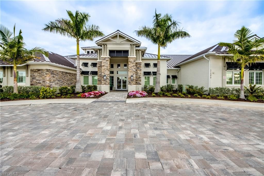 14274 Pine Lodge LN, FORT MYERS FL 33913-30