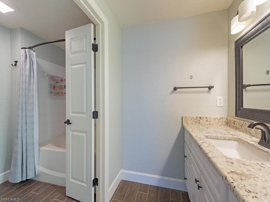 23560 Walden Center DR # 110, ESTERO FL 34134-7