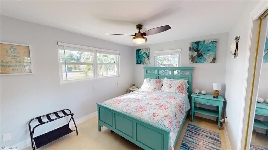 560 E Valley DR, BONITA SPRINGS FL 34134-10