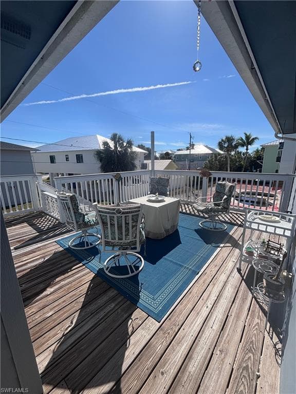 138 Gulf Island DR, FORT MYERS BEACH FL 33931-25