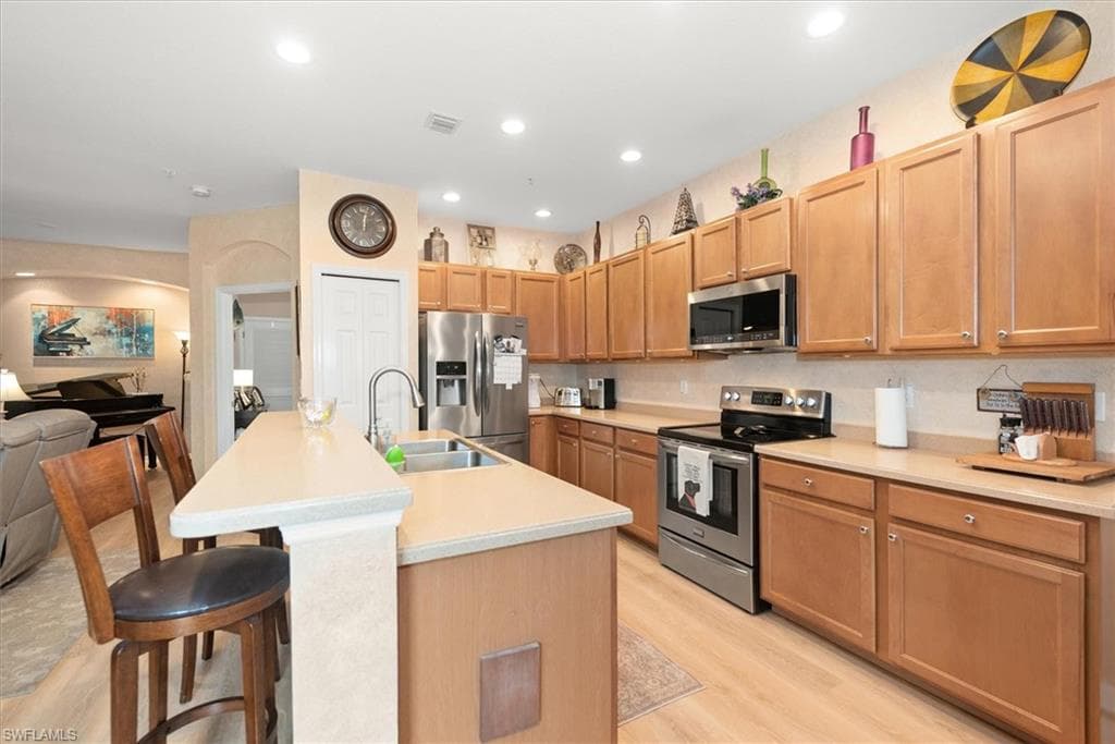 14910 Reflection Key CIR # 2311, FORT MYERS FL 33907-14