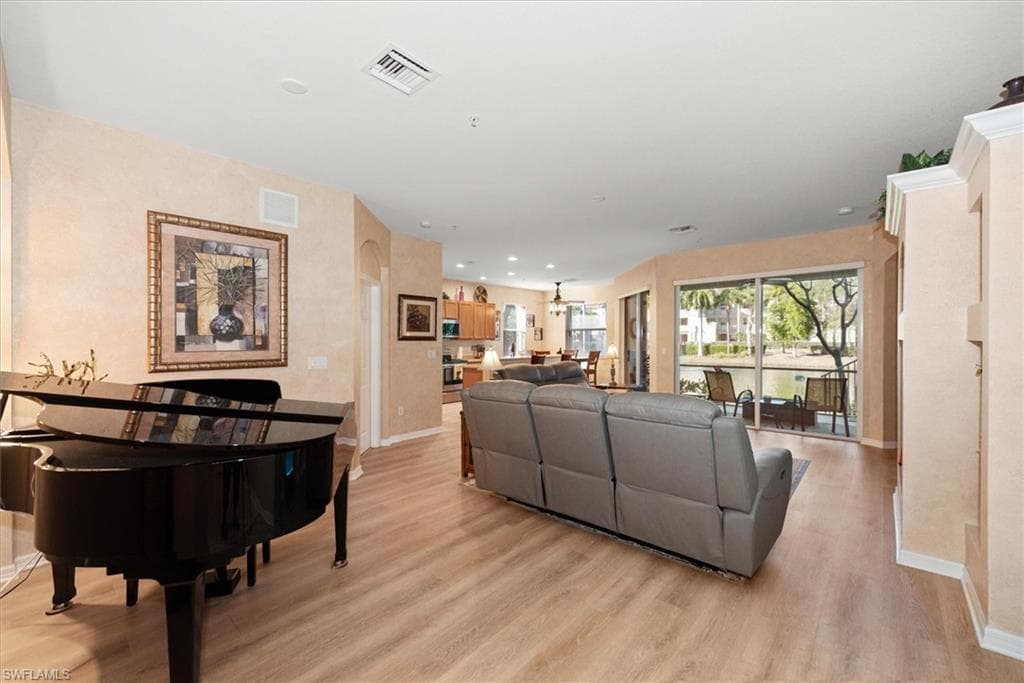 14910 Reflection Key CIR # 2311, FORT MYERS FL 33907-6