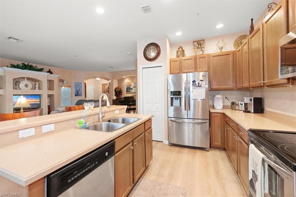 14910 Reflection Key CIR # 2311, FORT MYERS FL 33907-15