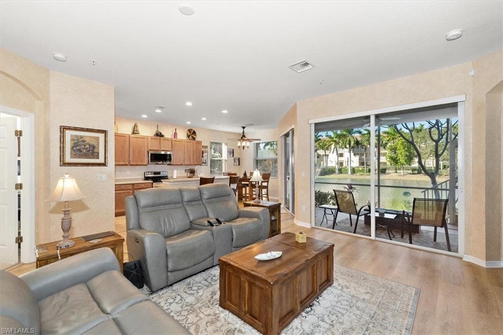 14910 Reflection Key CIR # 2311, FORT MYERS FL 33907-9