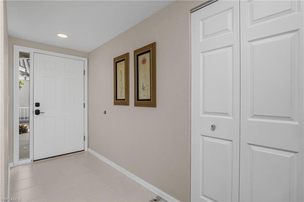 6838 Lantana Bridge RD # 103, NAPLES FL 34109-4