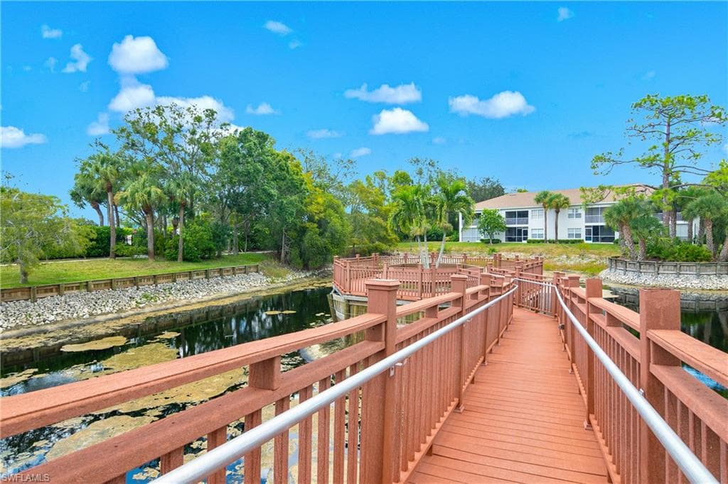 6838 Lantana Bridge RD # 103, NAPLES FL 34109-37