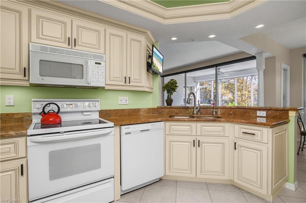 6838 Lantana Bridge RD # 103, NAPLES FL 34109-13