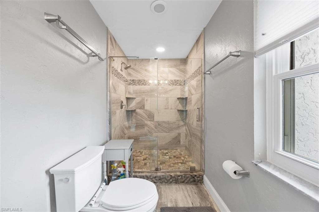 17235 Castleview DR-22