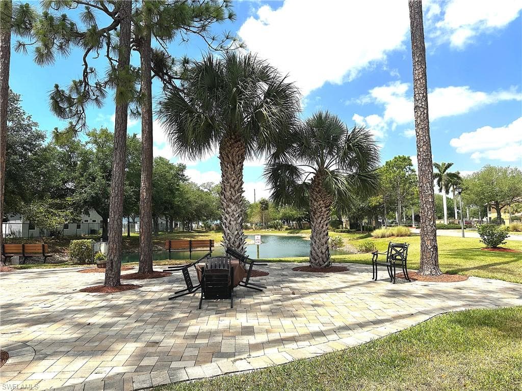 1089 Winding Pines CIR # 102, CAPE CORAL FL 33909-25