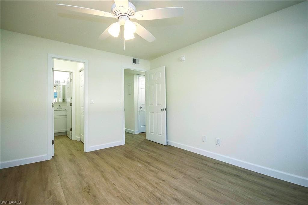 561 Periwinkle WAY # E2, SANIBEL FL 33957-17