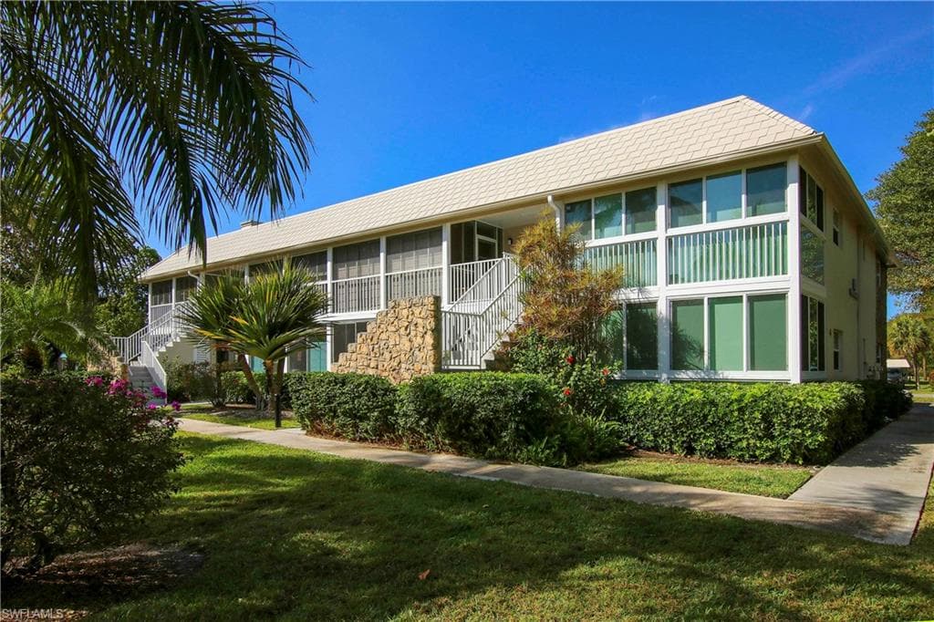561 Periwinkle WAY # E2, SANIBEL FL 33957-20