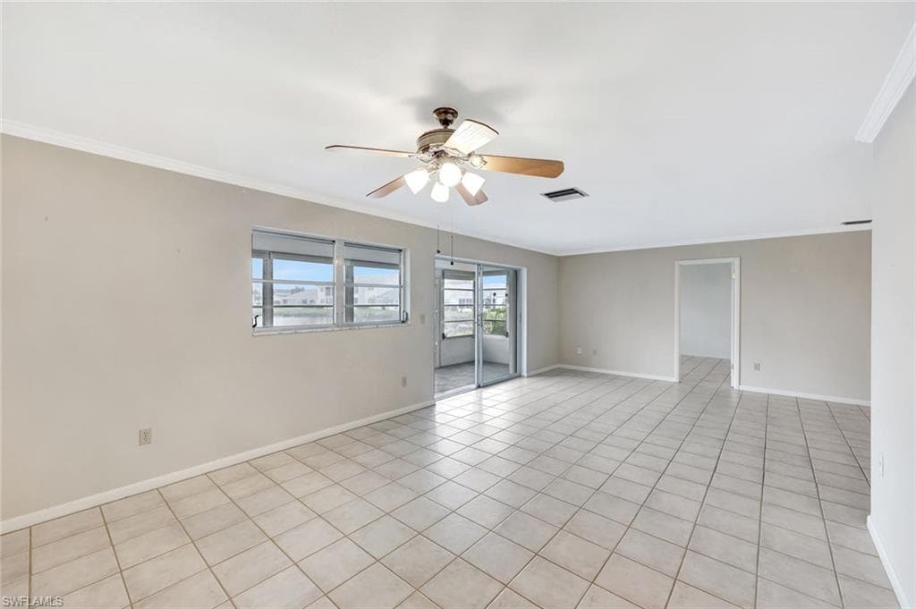 6760 Winkler RD # 1, FORT MYERS FL 33919-21