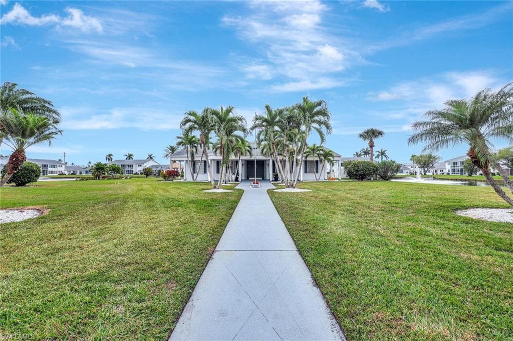 6760 Winkler RD # 1, FORT MYERS FL 33919-23