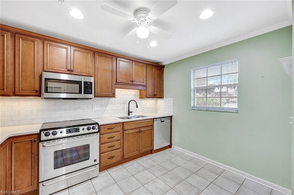 6760 Winkler RD # 1, FORT MYERS FL 33919-9