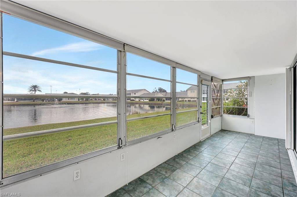6760 Winkler RD # 1, FORT MYERS FL 33919-17