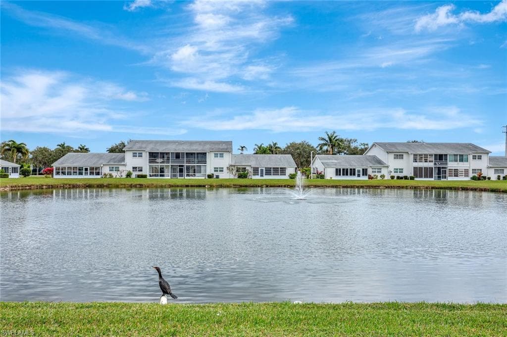 6760 Winkler RD # 1, FORT MYERS FL 33919-20