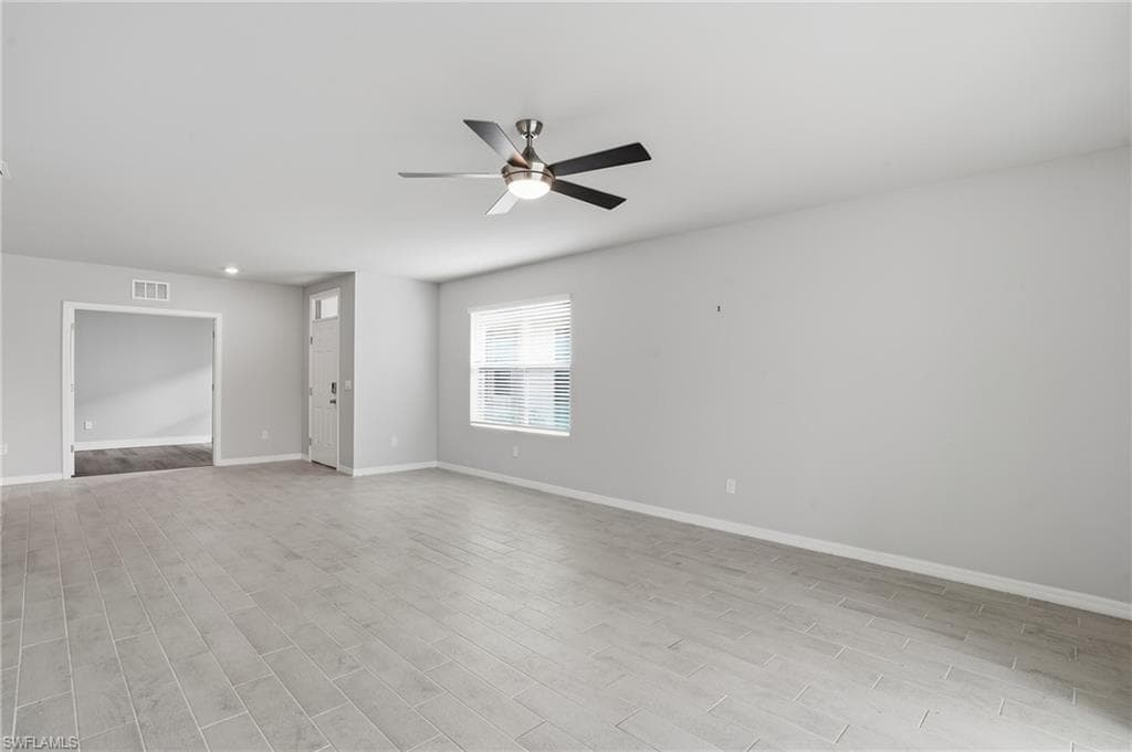 20684 Plumwood LOOP, NORTH FORT MYERS FL 33917-15