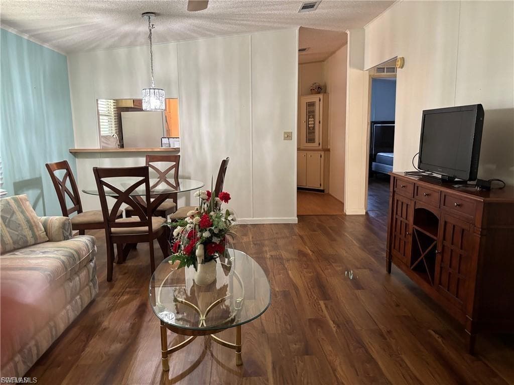 3050 Rain Dance LN, NORTH FORT MYERS FL 33917-6