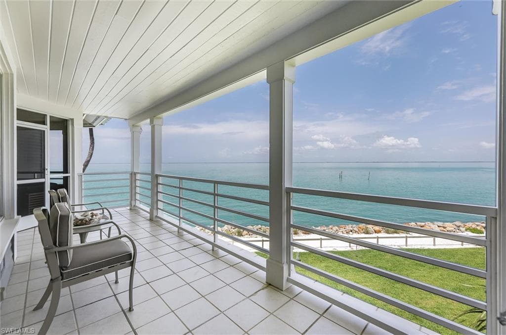 1606 Lands End Village, CAPTIVA FL 33924-9