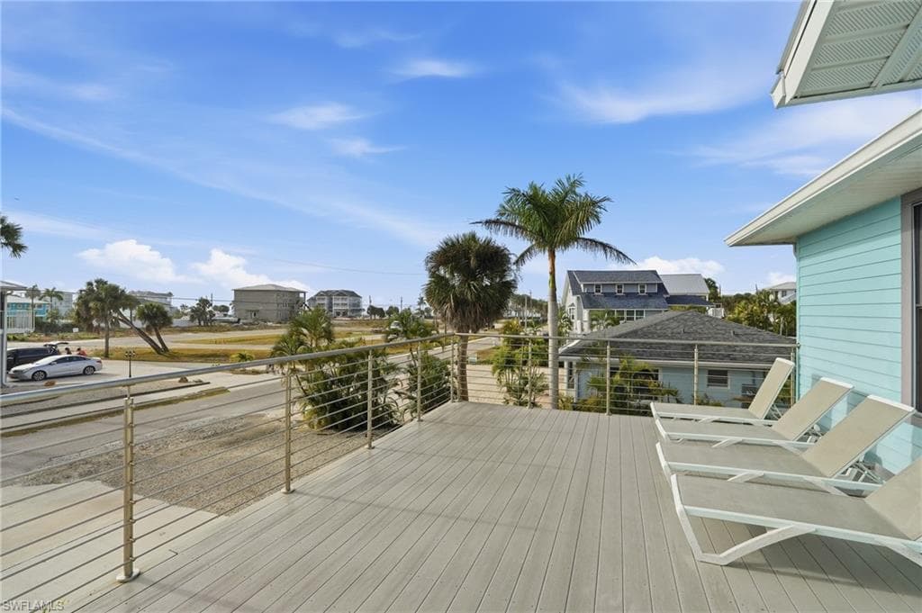 165 Connecticut ST, FORT MYERS BEACH FL 33931-26