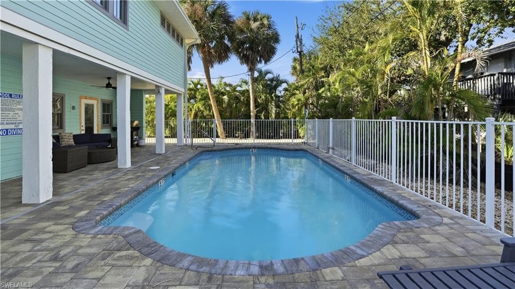 165 Connecticut ST, FORT MYERS BEACH FL 33931-25