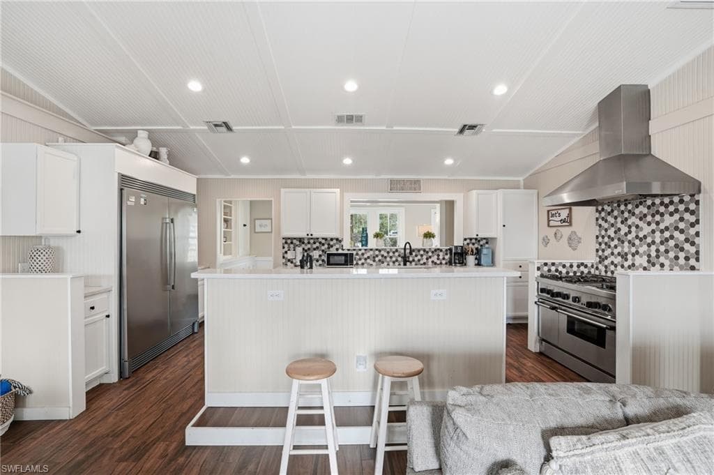 165 Connecticut ST, FORT MYERS BEACH FL 33931-7