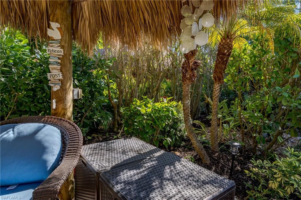 13466 Ladyfish LN, NAPLES FL 34114-10