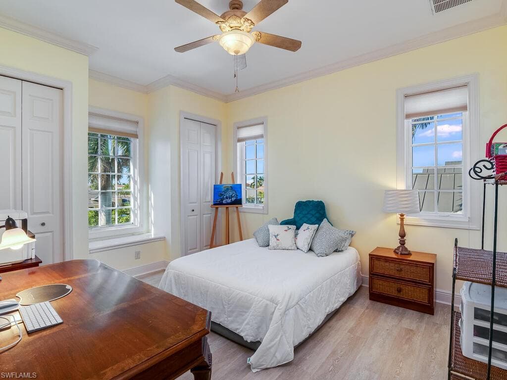 167 San Salvador ST-16