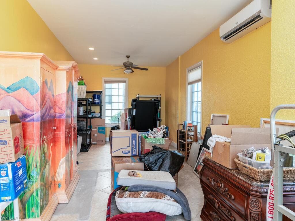167 San Salvador ST-24