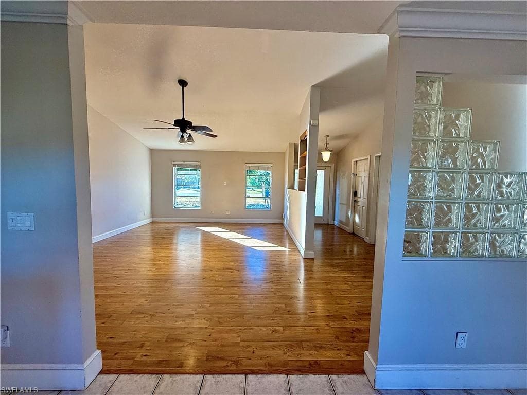 10192 Shade Tree CT, BONITA SPRINGS FL 34135-11