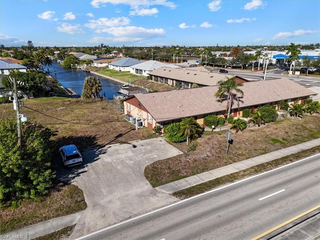 4010 Skyline BLVD # 111, CAPE CORAL FL 33914-38