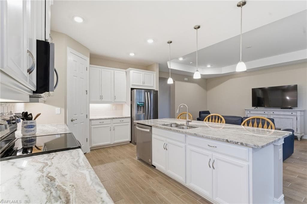 3371 Cherry Palm DR, NORTH FORT MYERS FL 33917-5